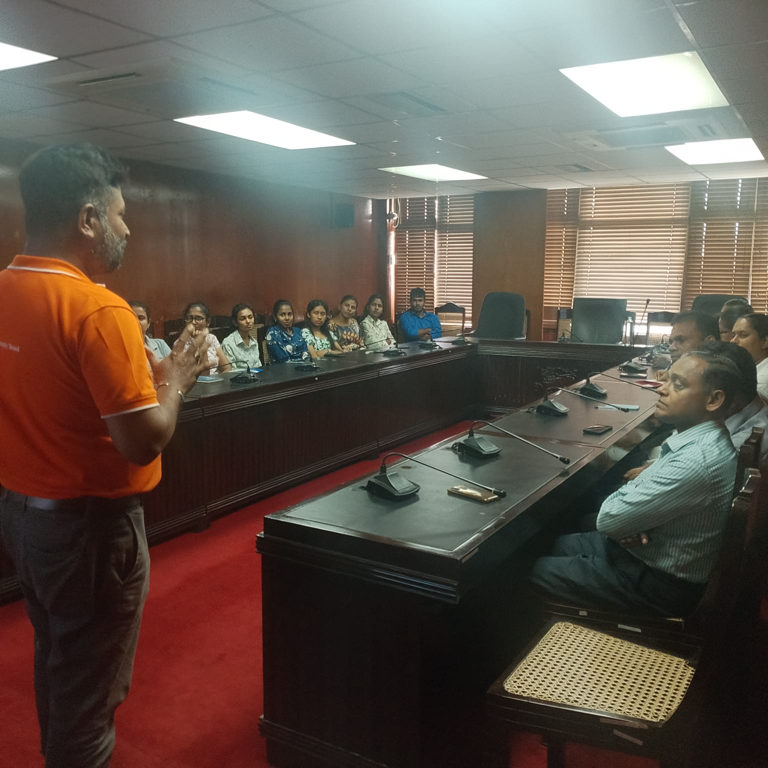 රාජ්ය නිලධාරීන් දැනුවත් කිරීමේ විශේෂ දැනුවත් කිරීමේ වැඩසටහන - බත්තරමුල්ල Image 7