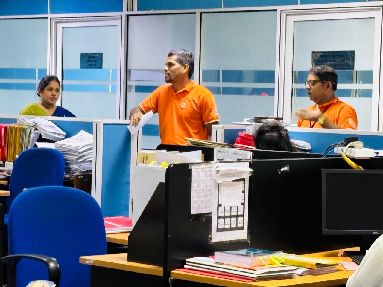 රාජ්ය නිලධාරීන් දැනුවත් කිරීමේ විශේෂ දැනුවත් කිරීමේ වැඩසටහන - බත්තරමුල්ල Image 12