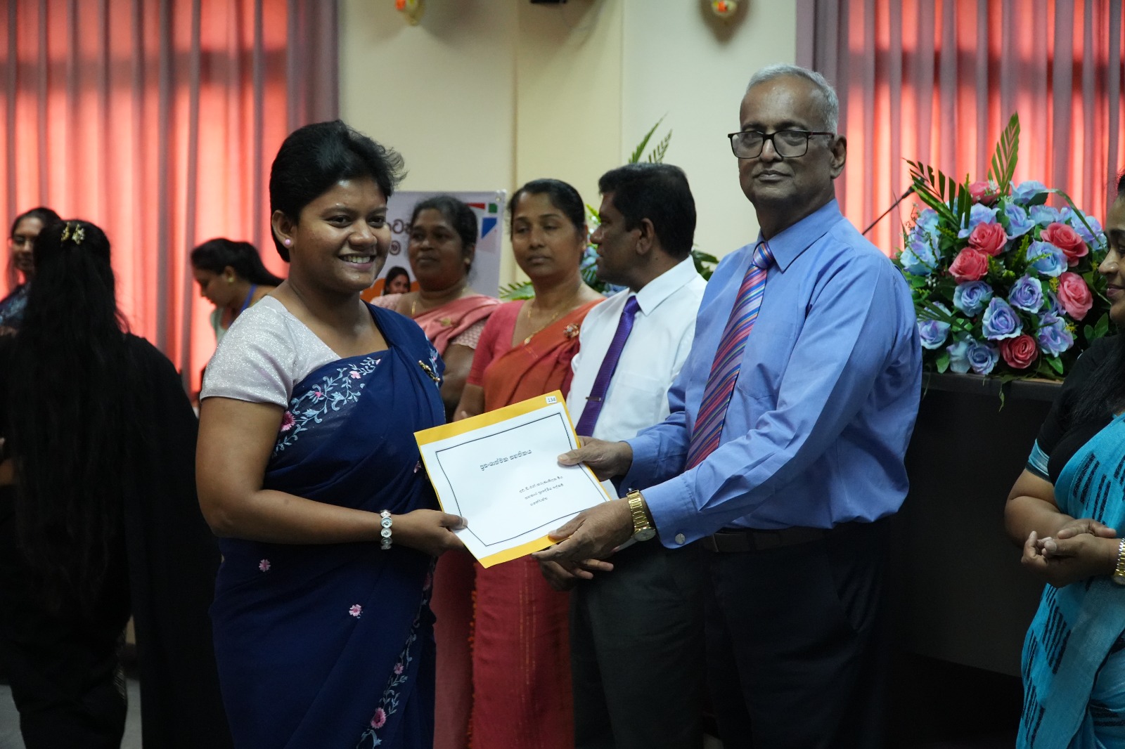 සමාජ ආරක්ෂණයට කැප වූ කුරුණෑගල දිස්ත්රික් රාජ්ය නිලධාරීන් අගයයි Image 18