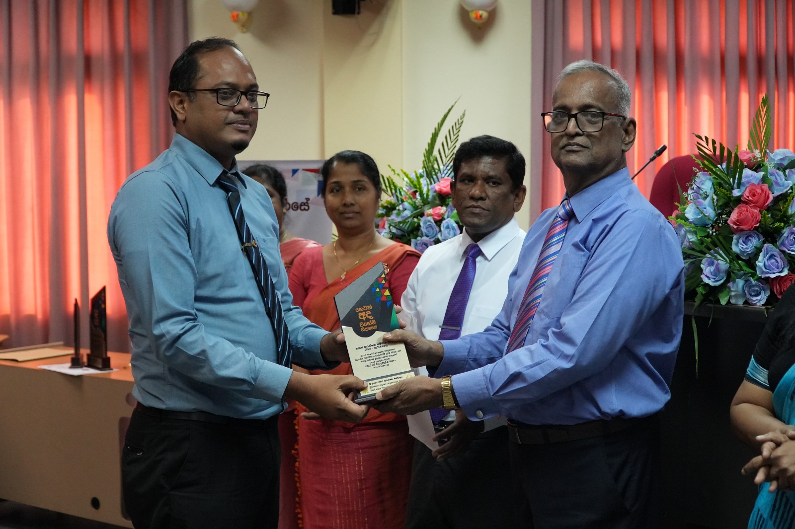 සමාජ ආරක්ෂණයට කැප වූ කුරුණෑගල දිස්ත්රික් රාජ්ය නිලධාරීන් අගයයි Image 19