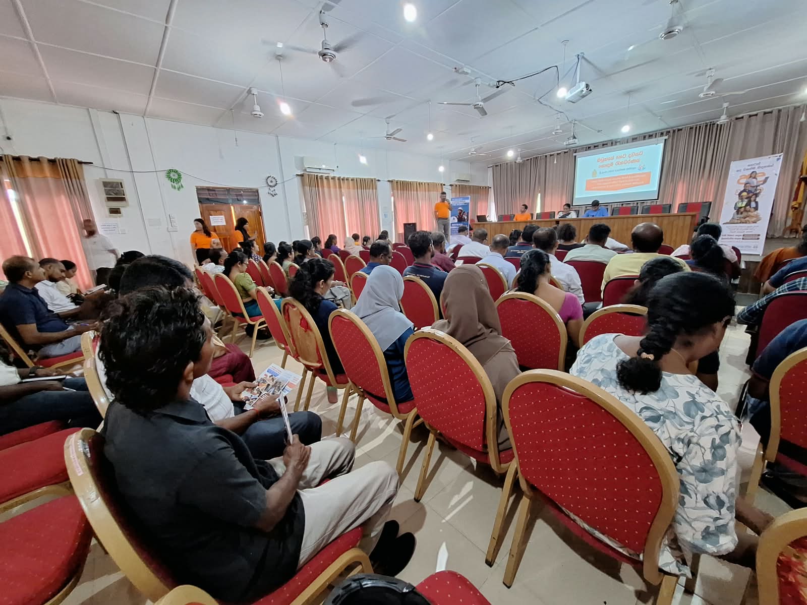"සුරක්ෂිතම සුරක්ෂිත හෙටක්" විශේෂ දැනුවත් කිරීමේ වැඩසටහන – අම්පාර දිස්ත්රික්කය Image 1