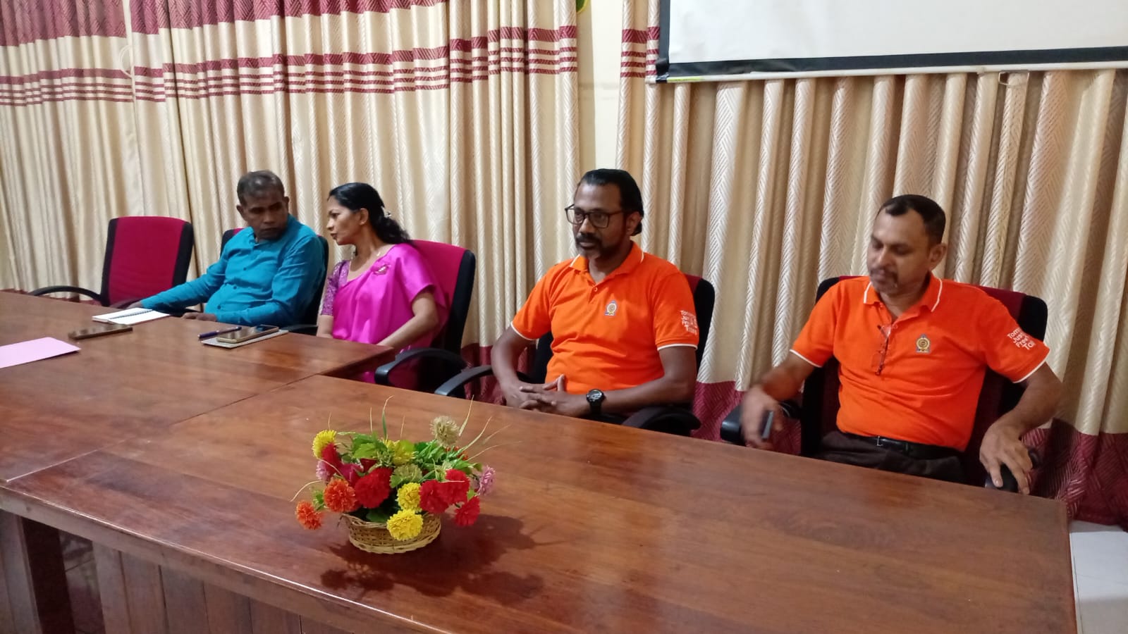 "සුරක්ෂිතම සුරක්ෂිත හෙටක්" විශේෂ දැනුවත් කිරීමේ වැඩසටහන – අම්පාර දිස්ත්රික්කය Image 6