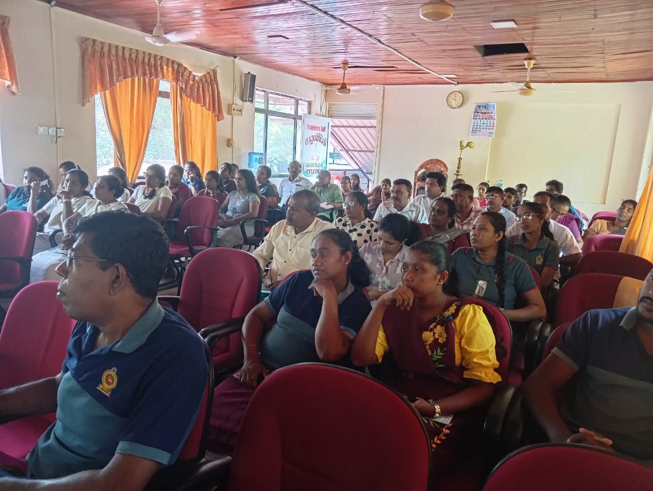 "සුරක්ෂිතම සුරක්ෂිත හෙටක්" විශේෂ දැනුවත් කිරීමේ වැඩසටහන – අම්පාර දිස්ත්රික්කය Image 9